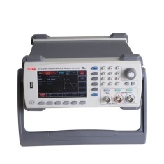 Генератор сигналов UNI-T UTG2025A Генератор сигналов UNI-T UTG2025A