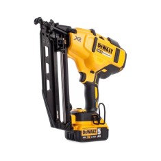 Пистолет гвоздезабивной аккумуляторный DeWALT DCN660P2 XR Li-Ion Пистолет гвоздезабивной аккумуляторный DeWALT DCN660P2 XR Li-Ion