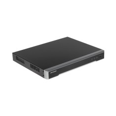 IP відеореєстратор Hikvision DS-7608NI-K2/8p 8-канальний c PoE комутатором на 8 каналів IP відеореєстратор Hikvision DS-7608NI-K2/8p 8-канальний c PoE комутатором на 8 каналів